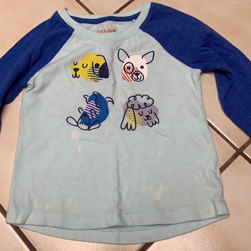 Cat & Jack 3T long-sleeved tee